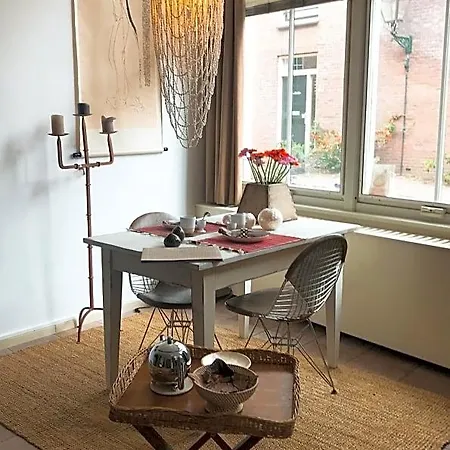 De Pelgrimsplaats Bed & Breakfast 3*