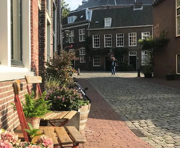 Alojamento de Acomodação e Pequeno-almoço De Pelgrimsplaats 3*