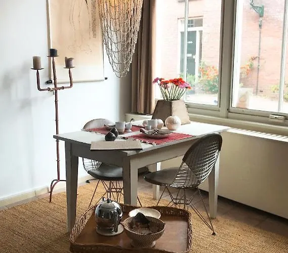 De Pelgrimsplaats 3*